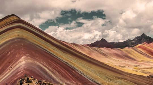 vinicunca pachamama cusco explorers